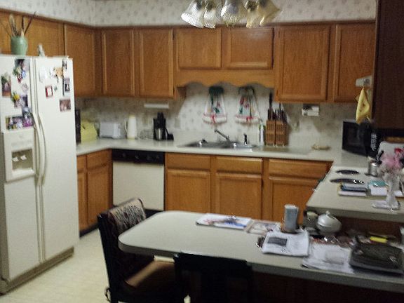 5th image of 121 SE Jenese Way
