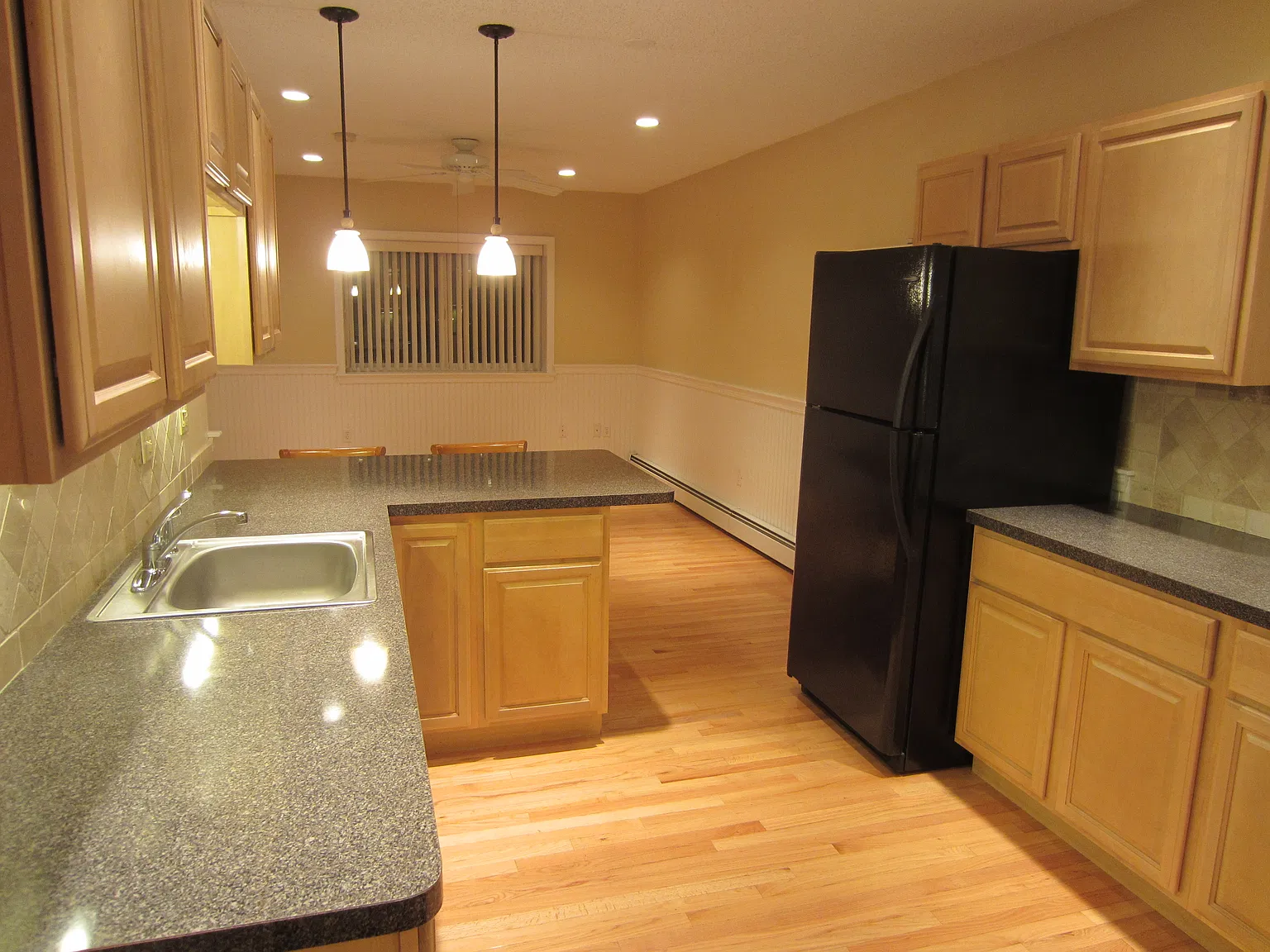 1 bed, 680 sqft, $2,100 — Photo 2