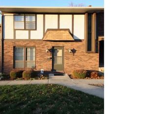 1229 N 17th St APT 31, Belleville, IL 62226