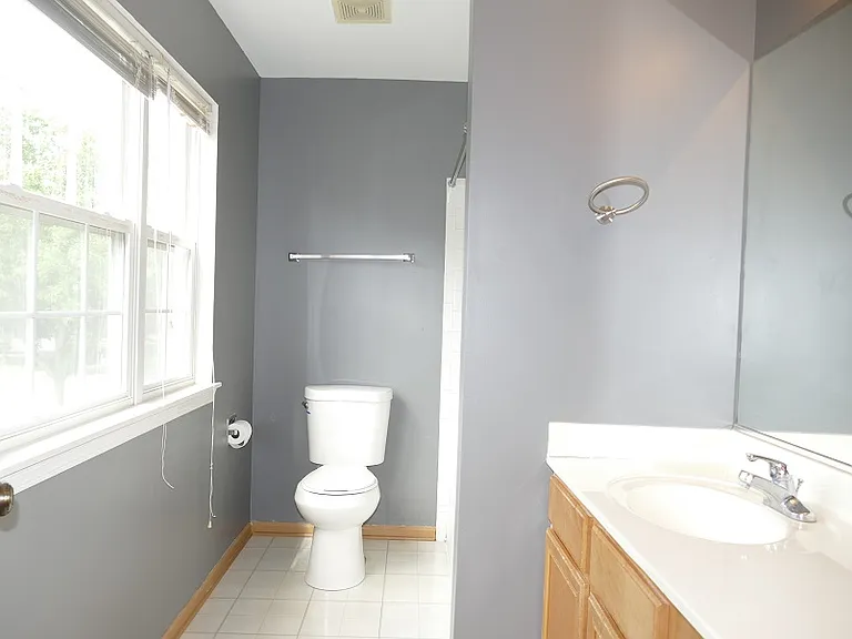 2551 Smithfield Ln — Photo 19