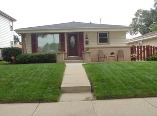5462 N 19th St, Milwaukee, WI 53209