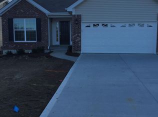 129 Fallon Villas Ct, O'Fallon, MO 63368