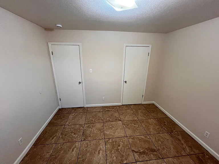 358 N Valeria St #101 — Photo 10