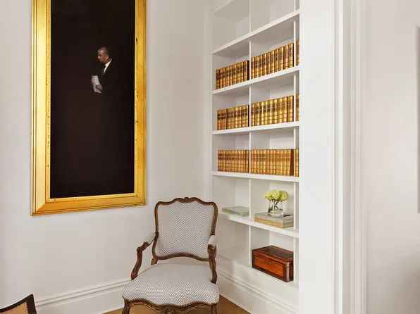 55 West 9th Street image 4 of 18