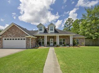 1045 Cedar Rdg, Orange, TX 77632