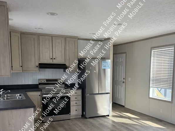 151 Bramel Dr #R, Aberdeen, OH 45101
