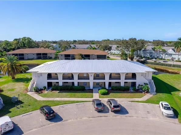 151 Cypress WAY E #D-6, NAPLES, FL 34110