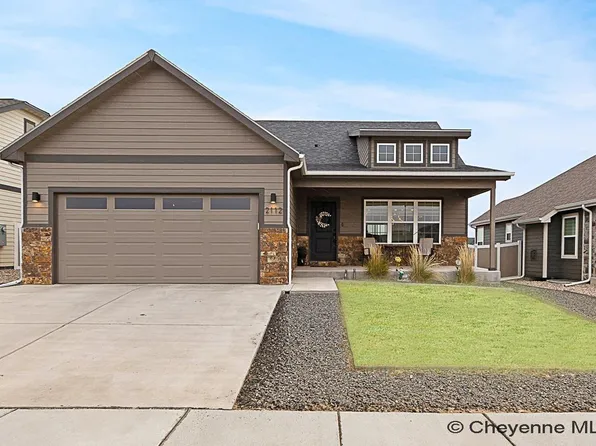 2112 Ledoux Dr, Cheyenne, WY 82007