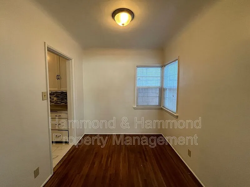 1 bed, 1.0 bath, $2,395 — Photo 4