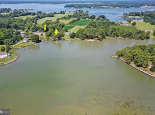 150 Douglas St, Reedville, VA 22539