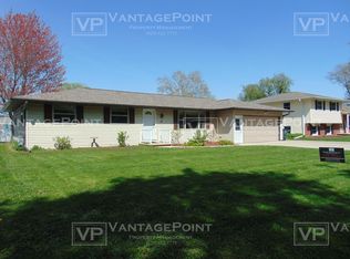 1274 Valley View Rd, Green Bay, WI 54304