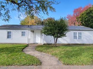 2407 Carrelton Dr, Champaign, IL 61821