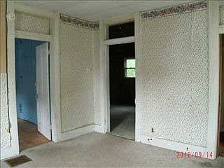 2nd image of 3209 N #435