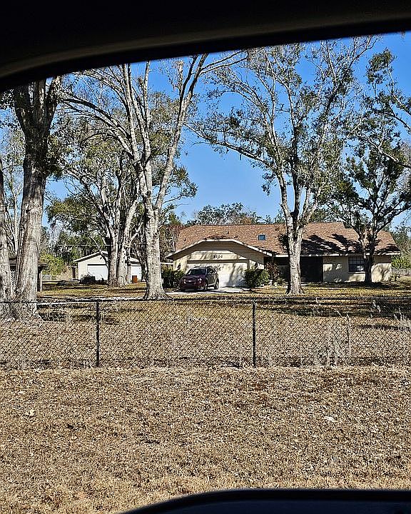 1st image of 2209 Lone Palm Dr