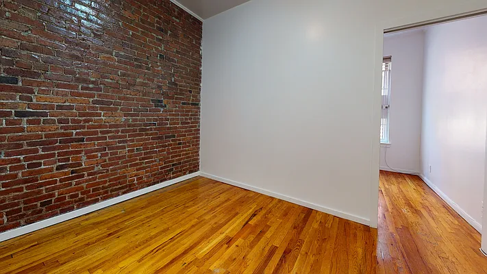 Rented by Bond New York | media 11