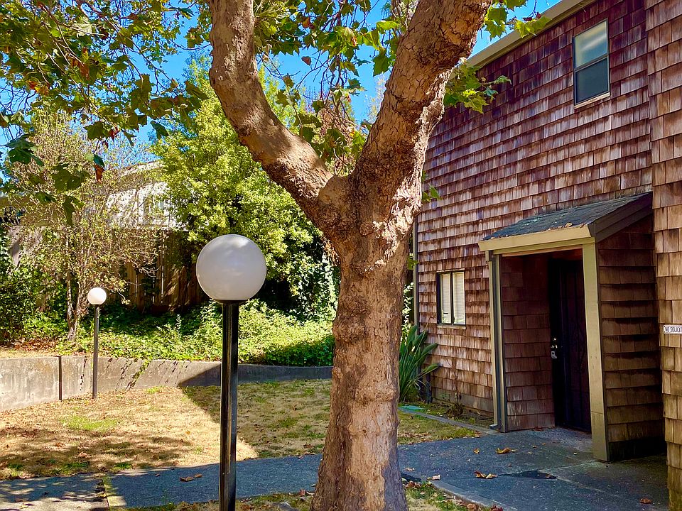 1st image of 910 Capitola Ave #13
