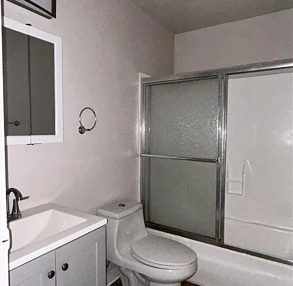 1710 Lincoln Ave #8 — Photo 5