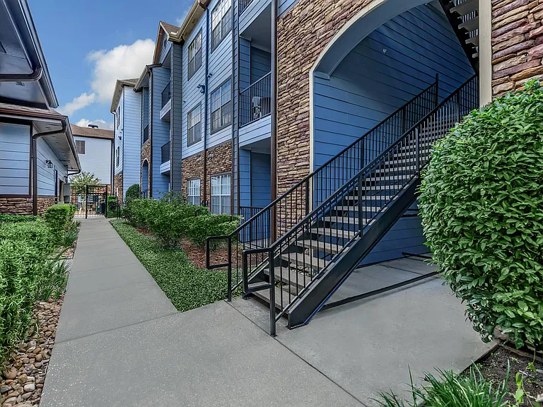 Residence at Westchase — Photo 15