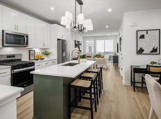 4770 Sully Point Ln, Chantilly, VA 20151