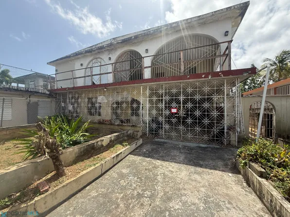 476 Calle Genesis, Toa Baja, PR 00949