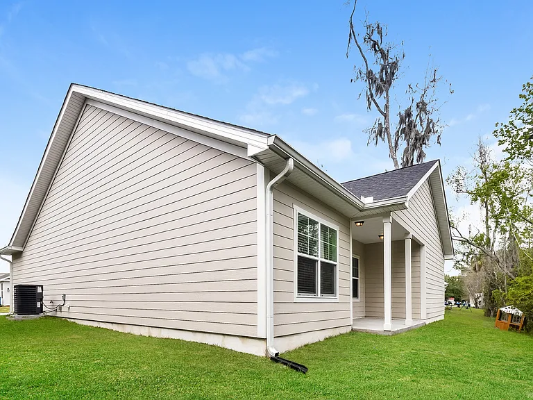21 Greyfield Dr — Photo 16