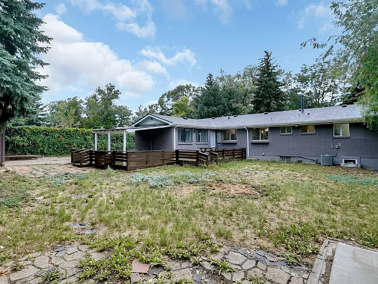 817 Westmoor Dr — Photo 32