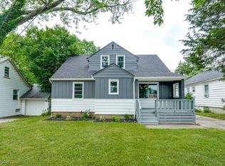 2306 Rockefeller Rd, Wickliffe, OH 44092