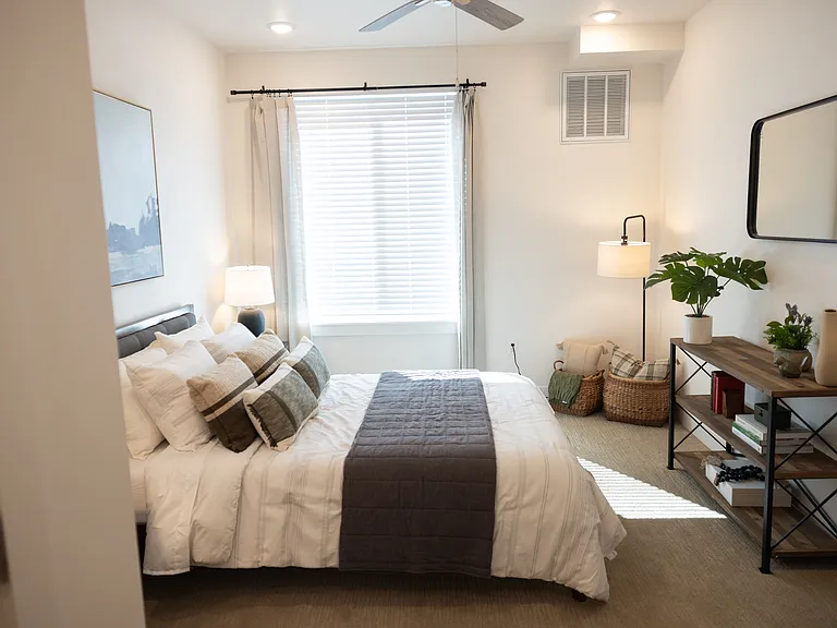 2025 E Carlson St #F204 — Photo 7