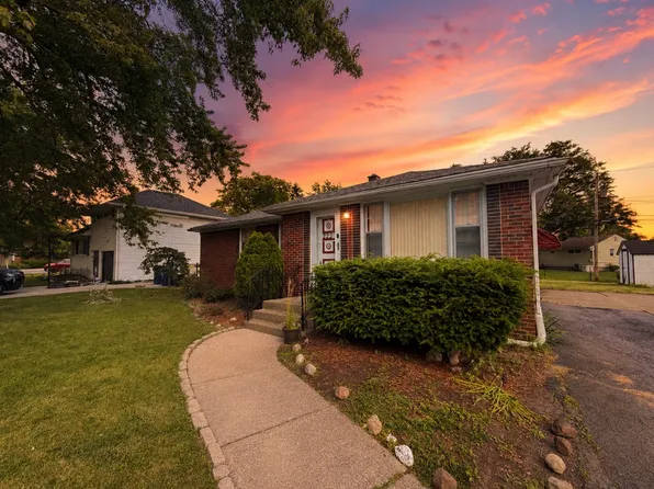 222 Frankhauser Rd, Williamsville, NY 14221