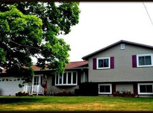 422 Bangor Rd, Lawrence, MI 49064