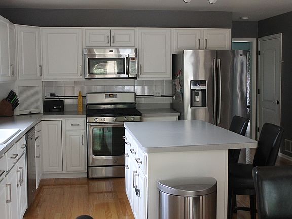 4th image of 17640 Mayher Dr
