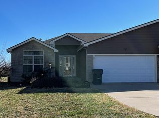 3403 NW 49th St, Topeka, KS 66618