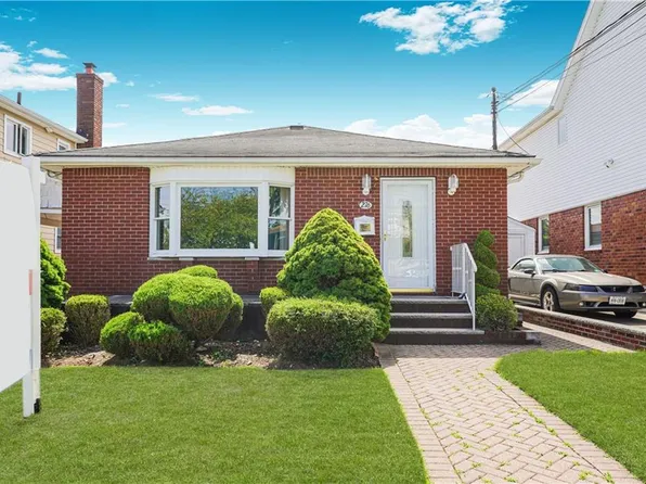 276 Fairbanks Ave, Staten Island, NY 10306