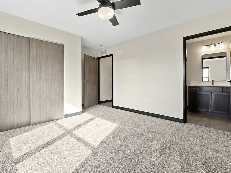 275 Lofts at Kingston Yard — Photo 76