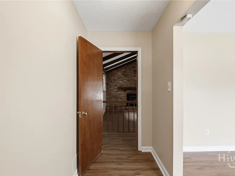 519 Gleason Ave — Photo 8