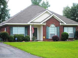 28549 Canterbury Rd, Daphne, AL 36526