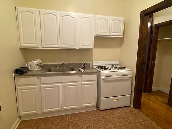3rd image of 1495 Nostrand Ave #5B