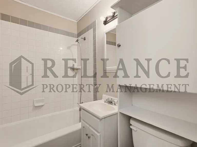 3349 S Vine St — Photo 35