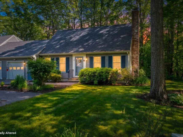 18 Cape Woods Drive #18, Cape Elizabeth, ME 04107