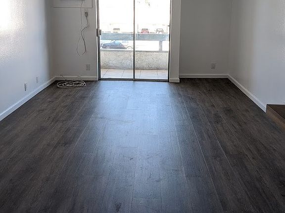 3rd image of 21801 Roscoe Blvd Unit 212