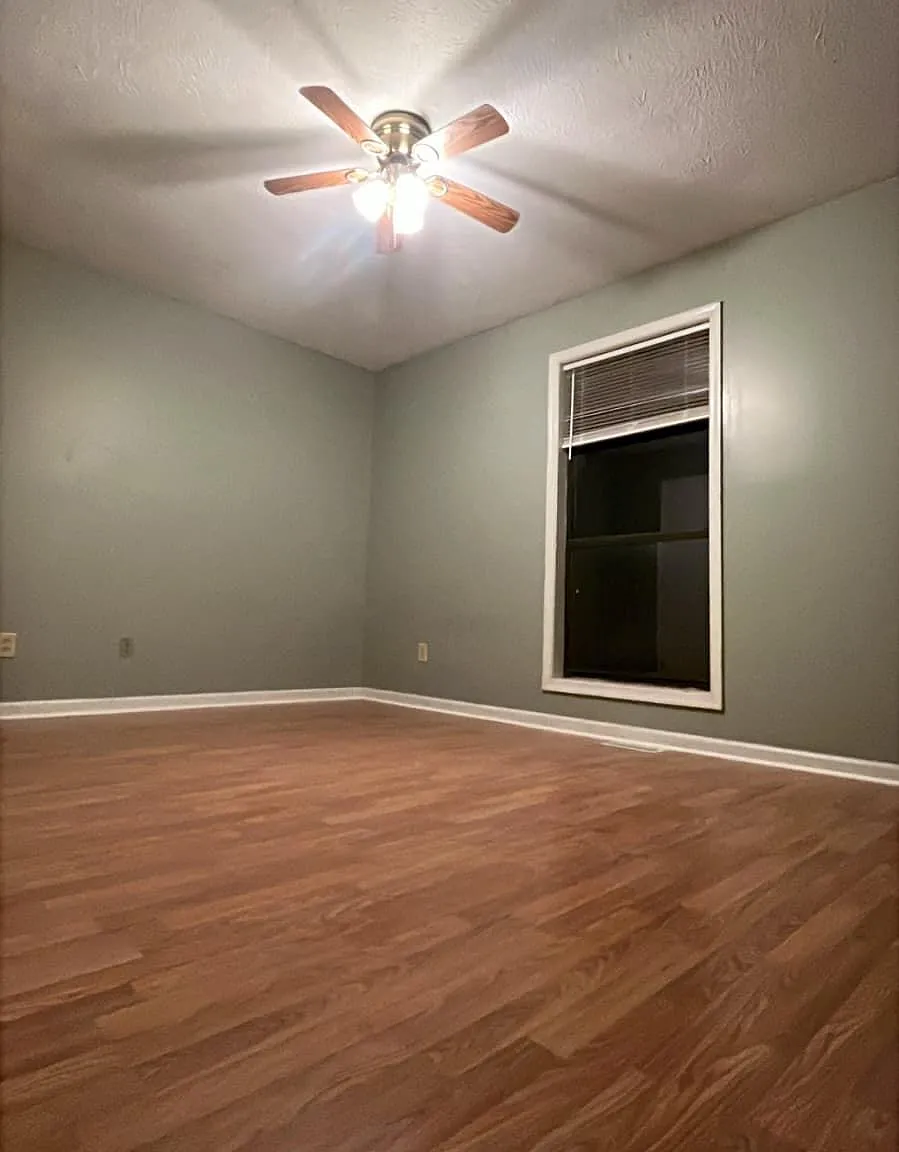 2 bed, 2.0 bath, 1192 sqft, $1,025 — Photo 4