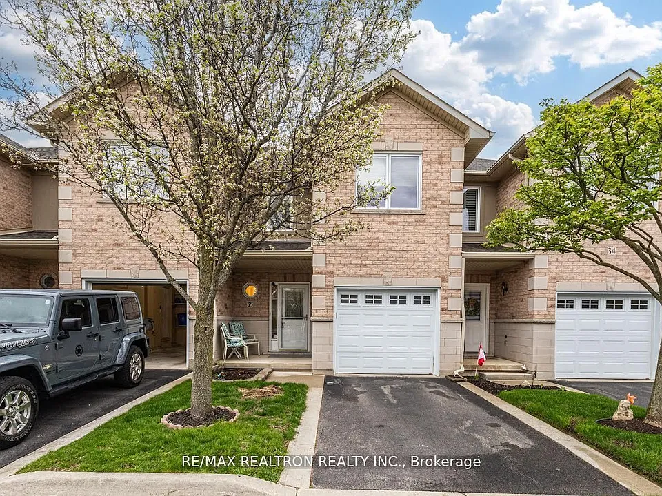 81 Valridge Dr #35