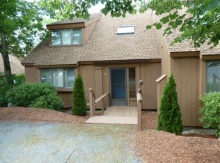 9 Pioneer Poin, Grantham, NH 03753
