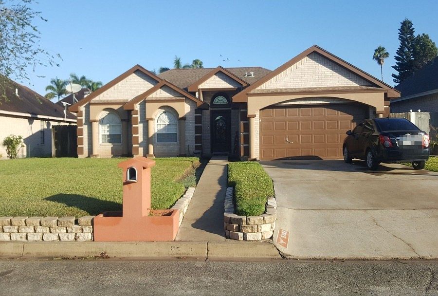 1st image of 5762 Greenwood Dr