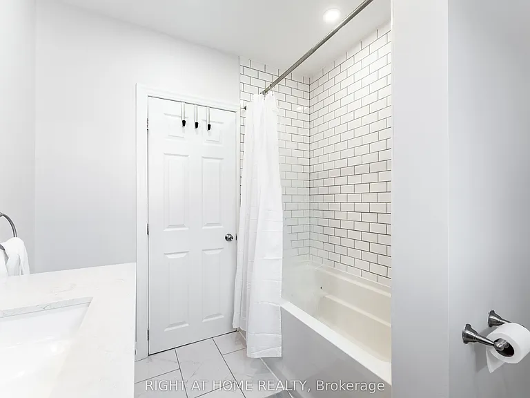47 Marshall Ave — Photo 10