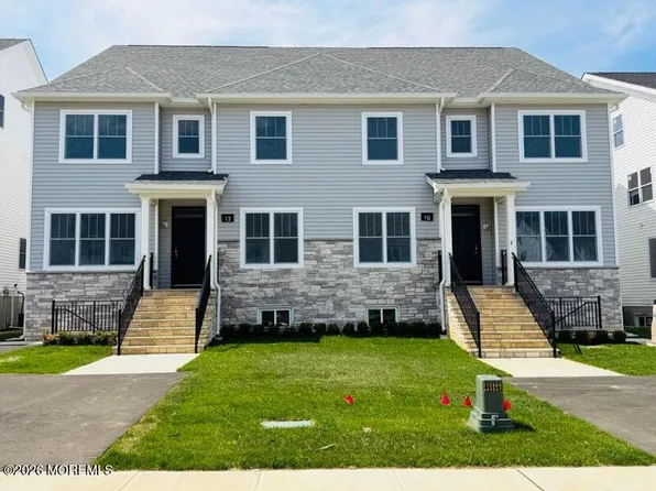 10 Farry Street, Lakewood, NJ 08701