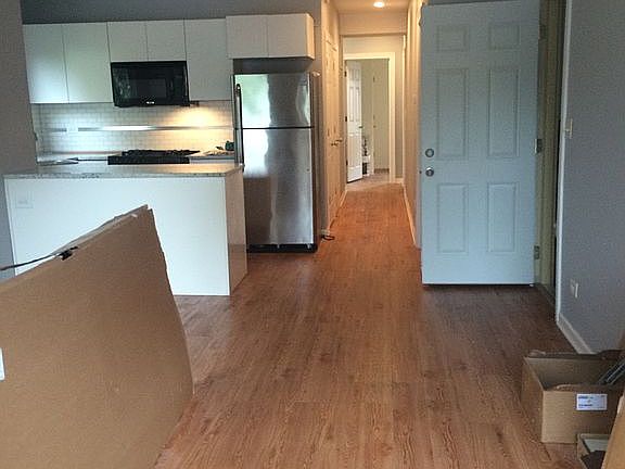 3rd image of 2265 W Diversey Ave