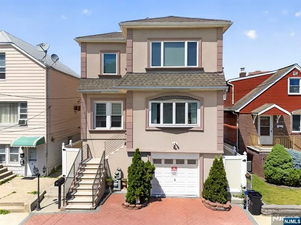 3 Prospect Ave, Cliffside Park, NJ 07010