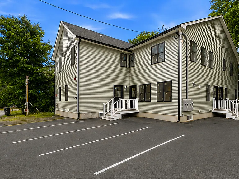 4A Mayhew St #A — Photo 1