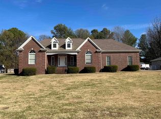 147 Dove Ln, Paducah, KY 42001